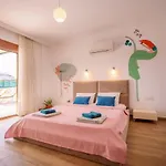 Kuytu * Kaş