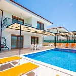 Kuytu Kaş